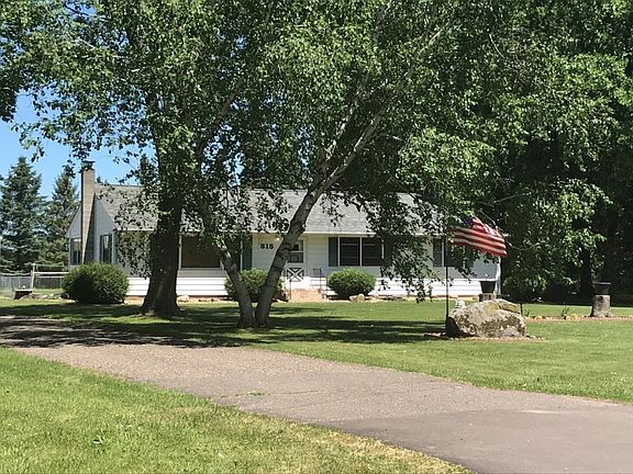 3rd image of 515 E 4th St