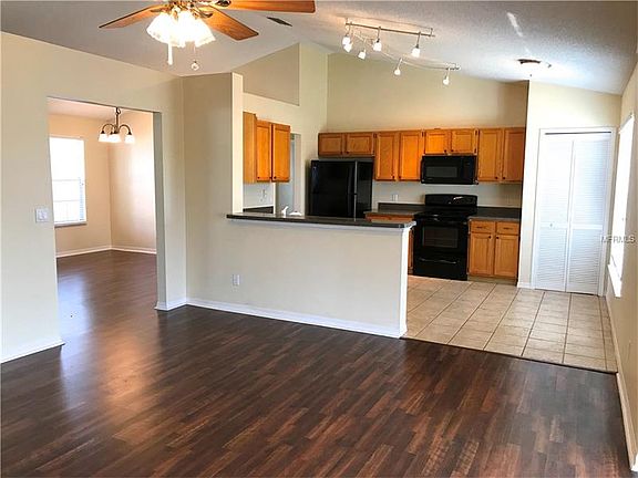 4th image of 273 Country Landing Blvd
