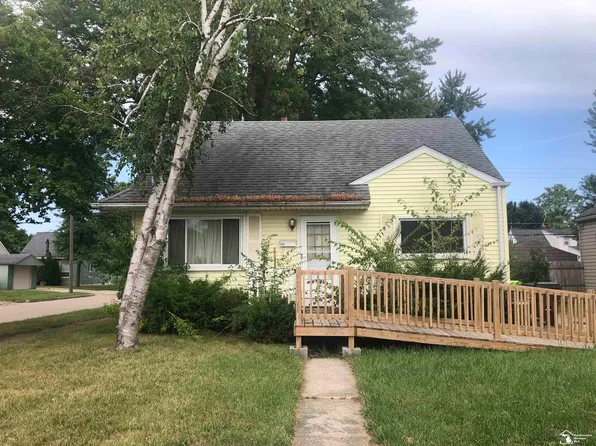 860 Woodville Ave, Monroe, MI 48161