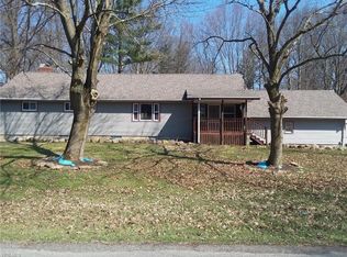 4444 La France St, Newton Falls, OH 44444