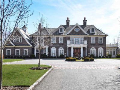 5 White Gate Dr, Glen Head, NY, 11545