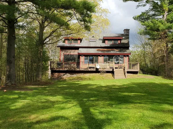 327 Wolf Lane, Addison, VT 05491