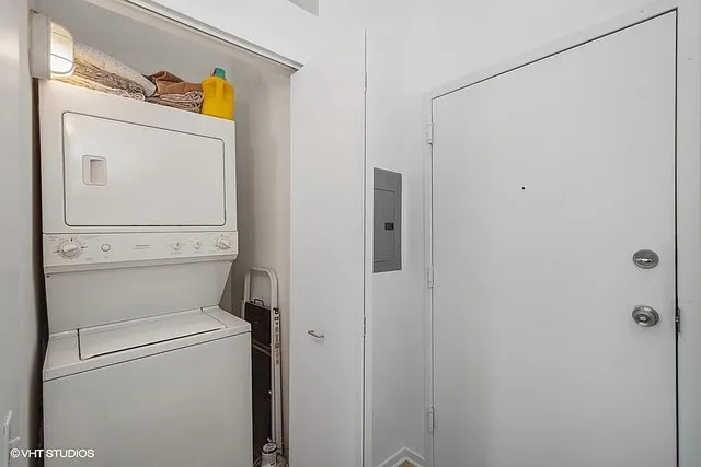 500 S Clinton St #801 — Photo 5