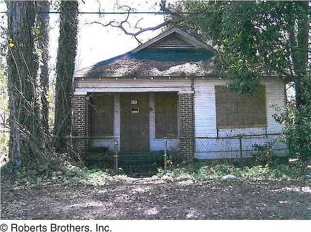 2nd image of 606 E Turner Rd