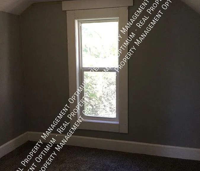 1114 Hawthorne St — Photo 9