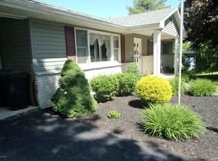 35 Mountainview Dr, Lock Haven, PA 17745