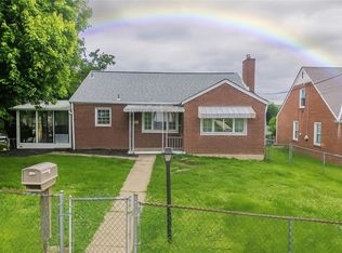 2987 Sycamore St, New Kensington, PA 15068