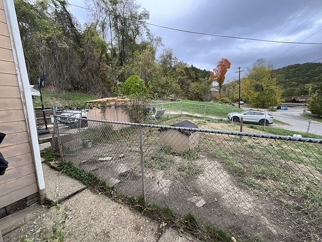 2nd image of 41 Main St