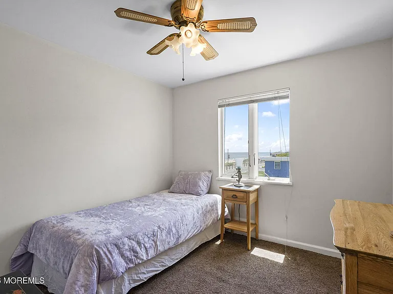 5 Vine Ct — Photo 17