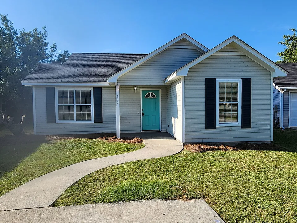 313 Sawgrass Dr