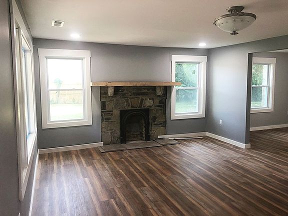Living room with fireplace