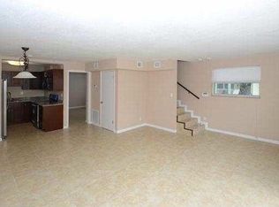1025 NE 9th Ave, Fort Lauderdale, FL 33304