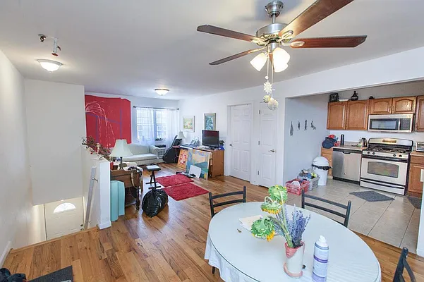 Rented by Voro NYC | media 22