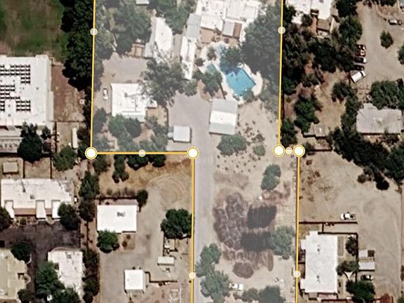3rd image of 1492 E Prospect Ln