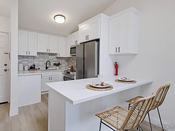 5th image of 2909 Keats St APT 11
