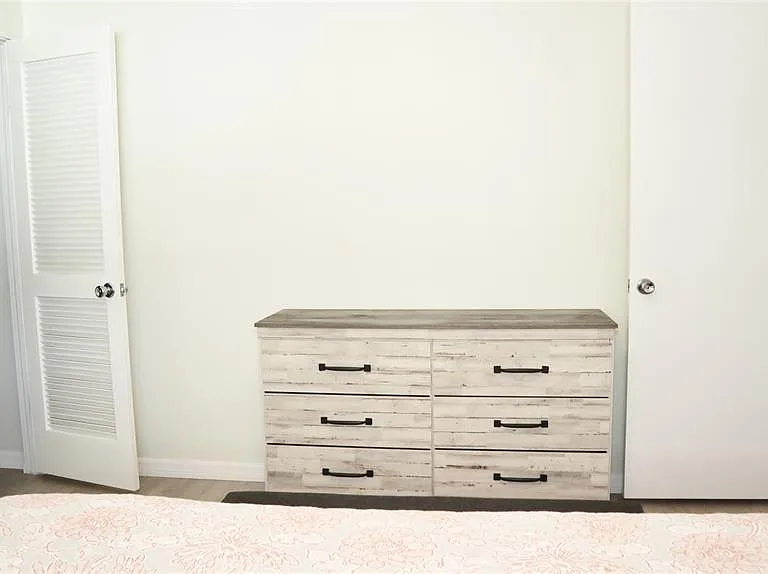 2118 Michele Dr — Photo 31