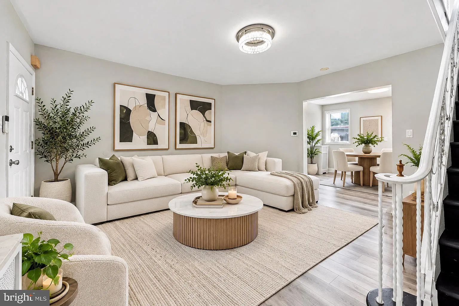 3 bed, 1.0 bath, 11 sqft, $1,895 — Photo 1