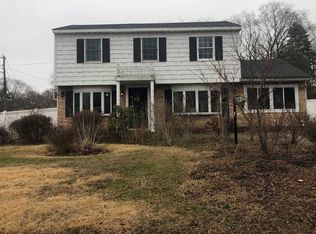 3 Magnolia Dr, Pt Jefferson Station, NY 11776