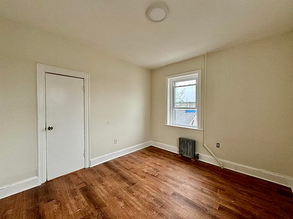 4th image of 8610 Kennedy Blvd APT 15