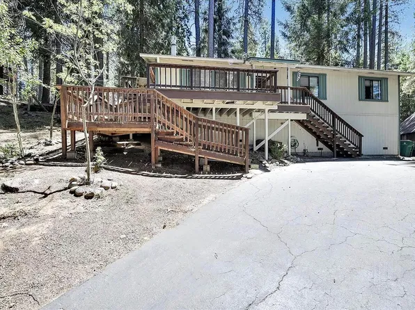 5750 Lupin Ln, Pollock Pines, CA 95726