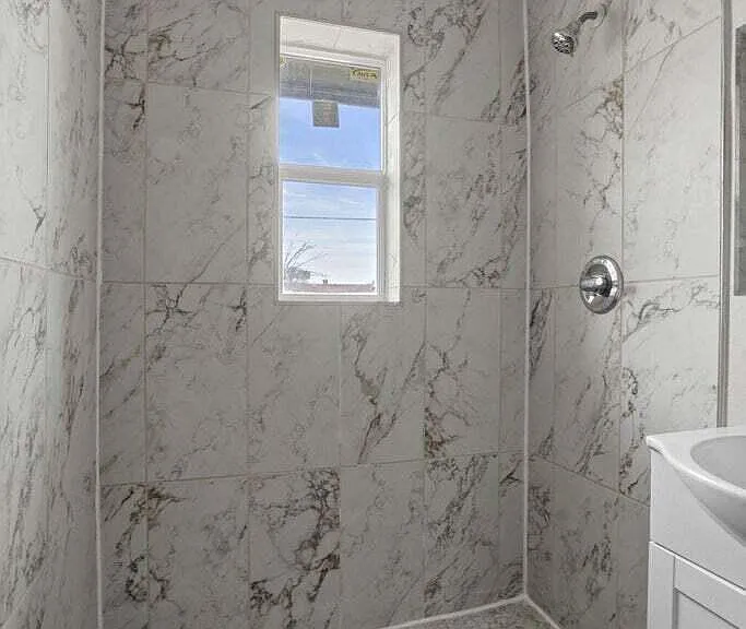 5316 Saxon Dr — Photo 15