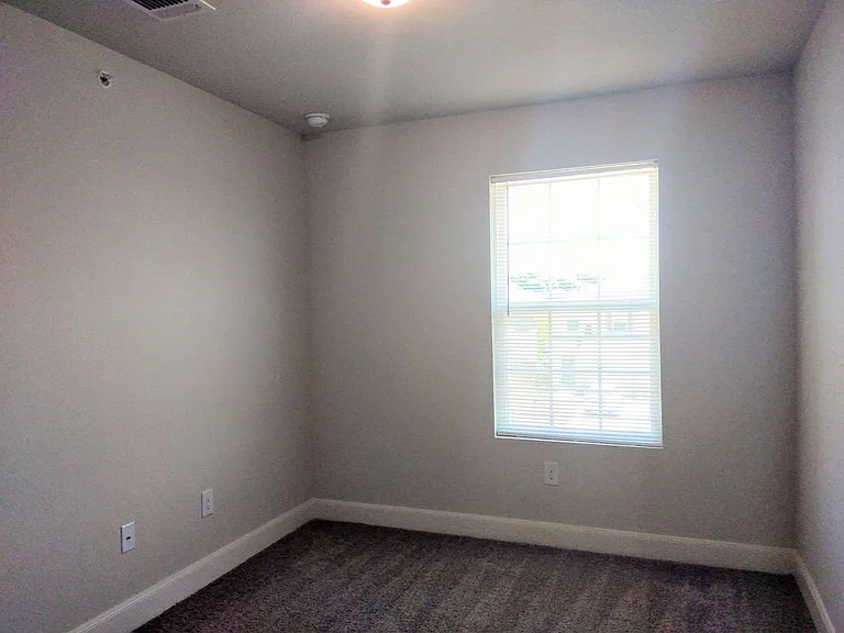 6315 Melanzane Ave #1 — Photo 37