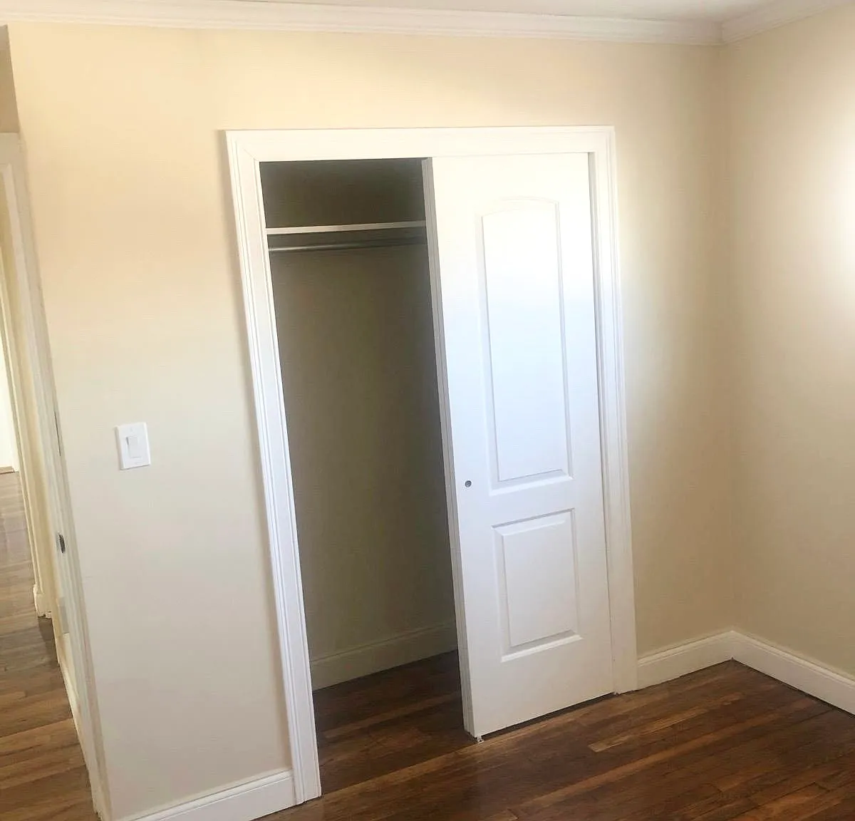 3 bed, 1050 sqft, $3,350 — Photo 4