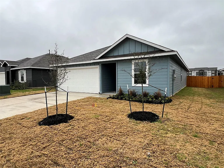 305 Wirecrested Dr — Photo 30