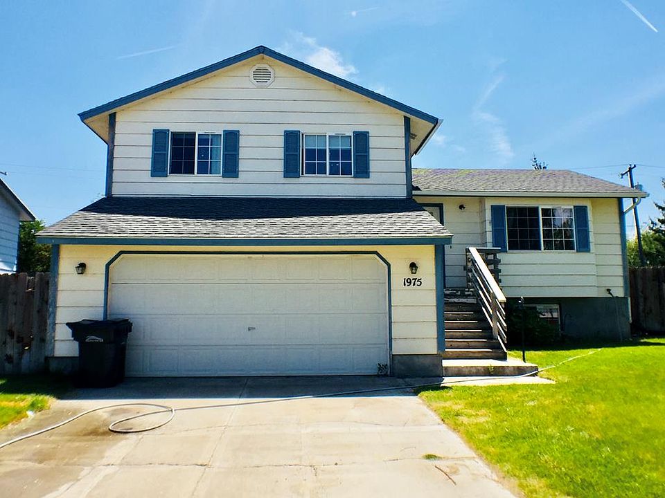 1st image of 1975 Peggys Ln