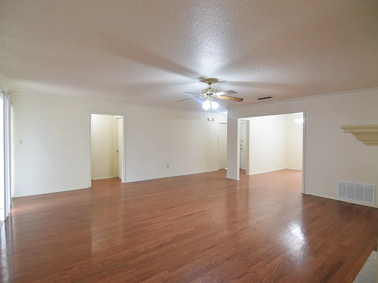 4505 Blueduck Dr — Photo 10