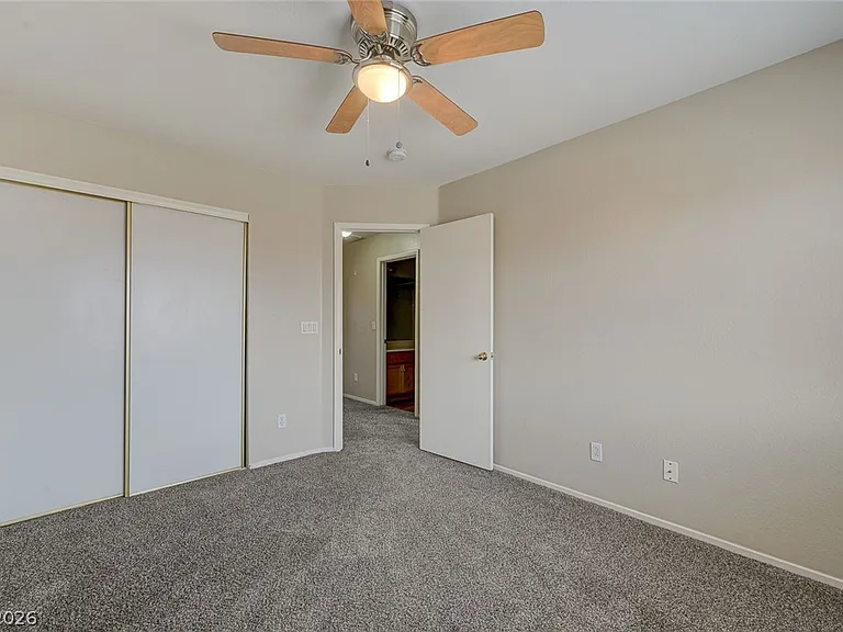 8752 Raindrop Canyon Ave — Photo 32