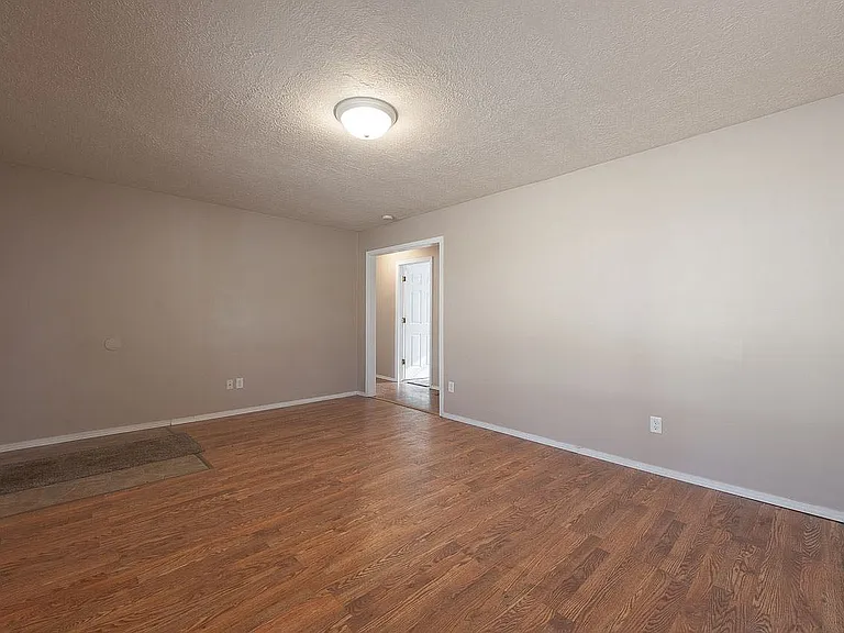 2301 S Milton Dr — Photo 6