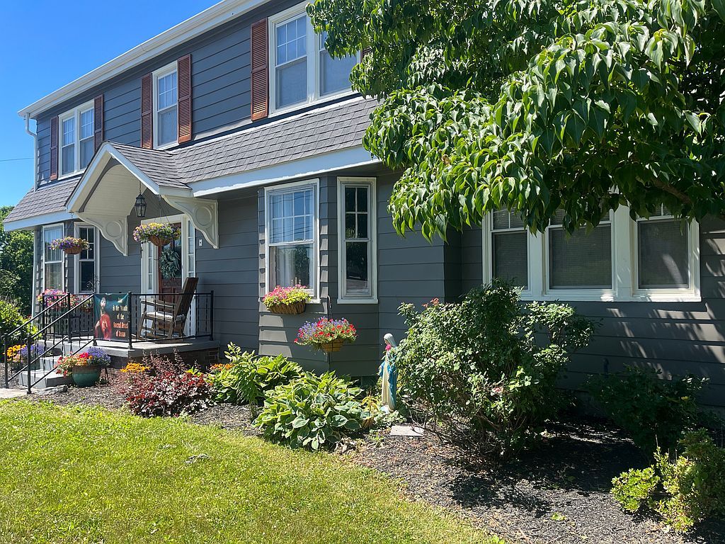 150 N Harrisburg St - Property Image