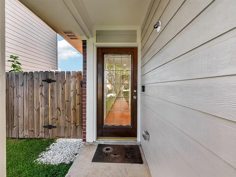 7231 River Pines Dr — Photo 5