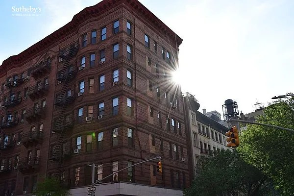 Rented by Sotheby's International Realty | media 5