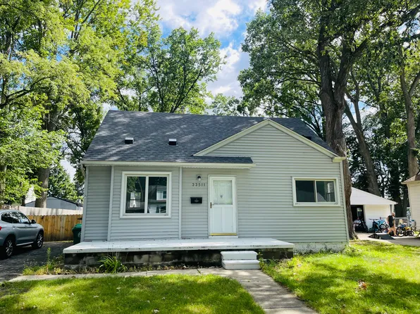 33511 Pierce St, Garden City, MI 48135