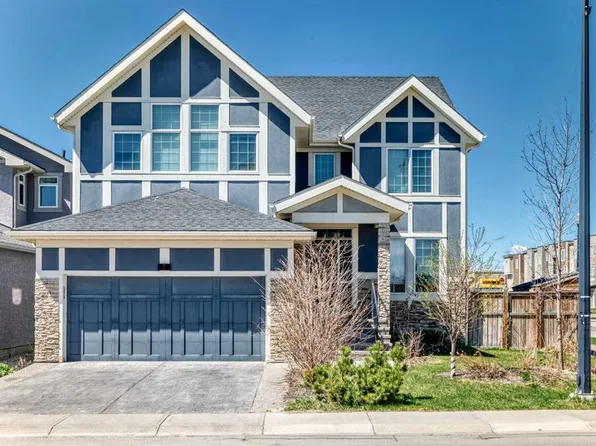 7 E Westland Mnr SW, Calgary, AB T3H 0W2