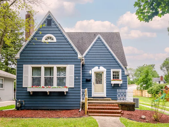 1638 Broadway St, Niles, MI 49120