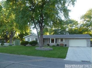 1964 Shakopee Ave E, Shakopee, MN 55379