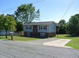 333 Ned King Rd, Piney Flats, TN 37686