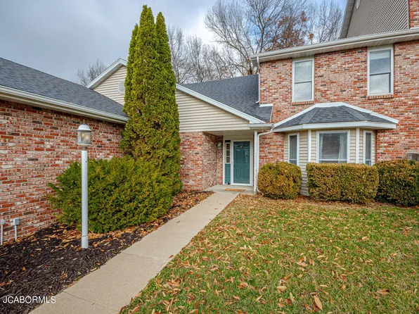 2104 Stadium View Ct, Jefferson City, MO 65109