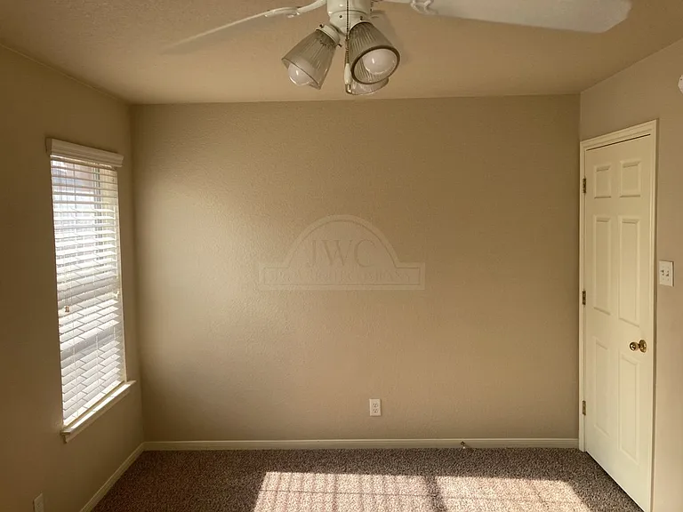 4502 Pennington Ave — Photo 10