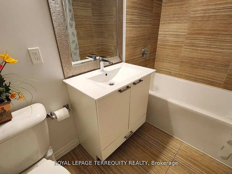 2152 Lawrence Ave E #1207 — Photo 9