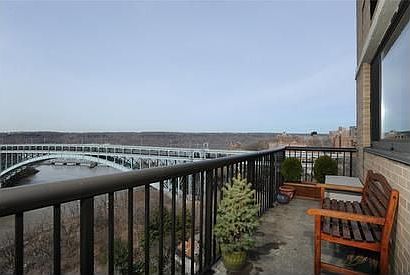 3rd image of 2287 Johnson Ave APT 14A