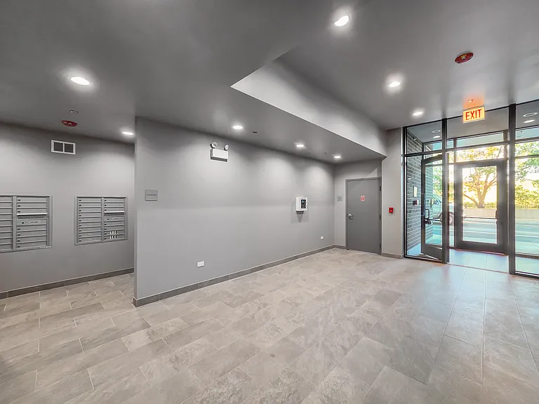 2807 S Halsted St #410 — Photo 3