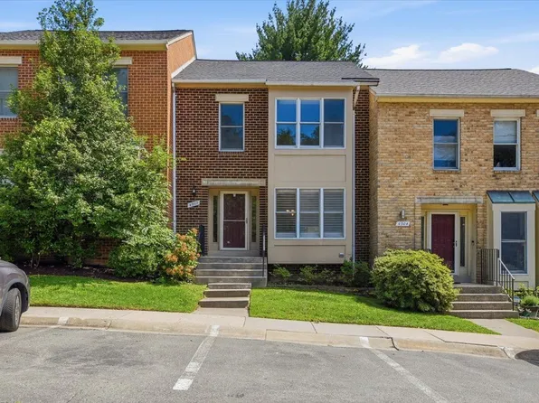 4902 Cloister Dr, Rockville, MD 20852