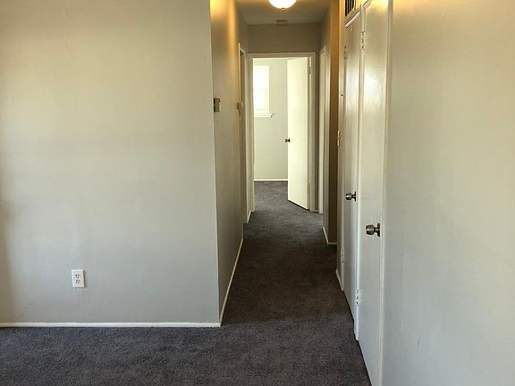 2nd image of 405 Applegate Ave