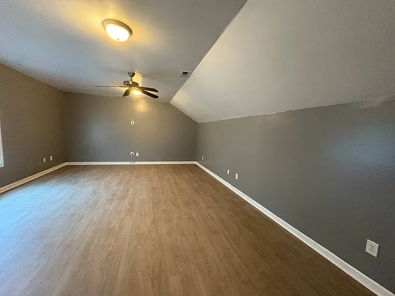1227 Chimney Swift Dr — Photo 21
