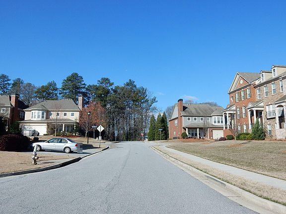 5th image of 2144 Shoop Ct SE