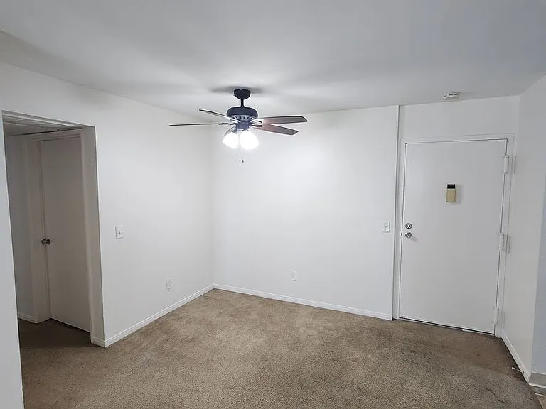6151 Rancho Mission Rd #202 — Photo 2